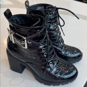 Topshop Black Croc-Embossed lace up Boot‎